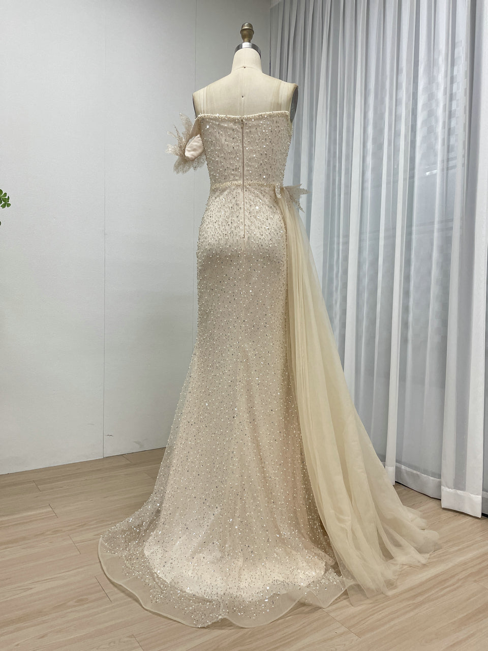 Sexy One Shoulder High Slit Mermaid Evening Dress With Sparkling Beading And Side Skirt MB40375