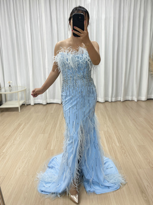 Classy Feather Neckline High Slit Prom Evening Dress Embellished Luxury Handmade Beaded for Formal Occasion MB40403