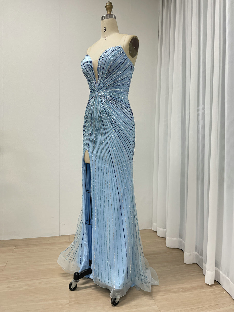 Sexy V Neck High Slit Beaded Embroidery Mermaid Prom Evening Gown for Formal Occasions MB40429