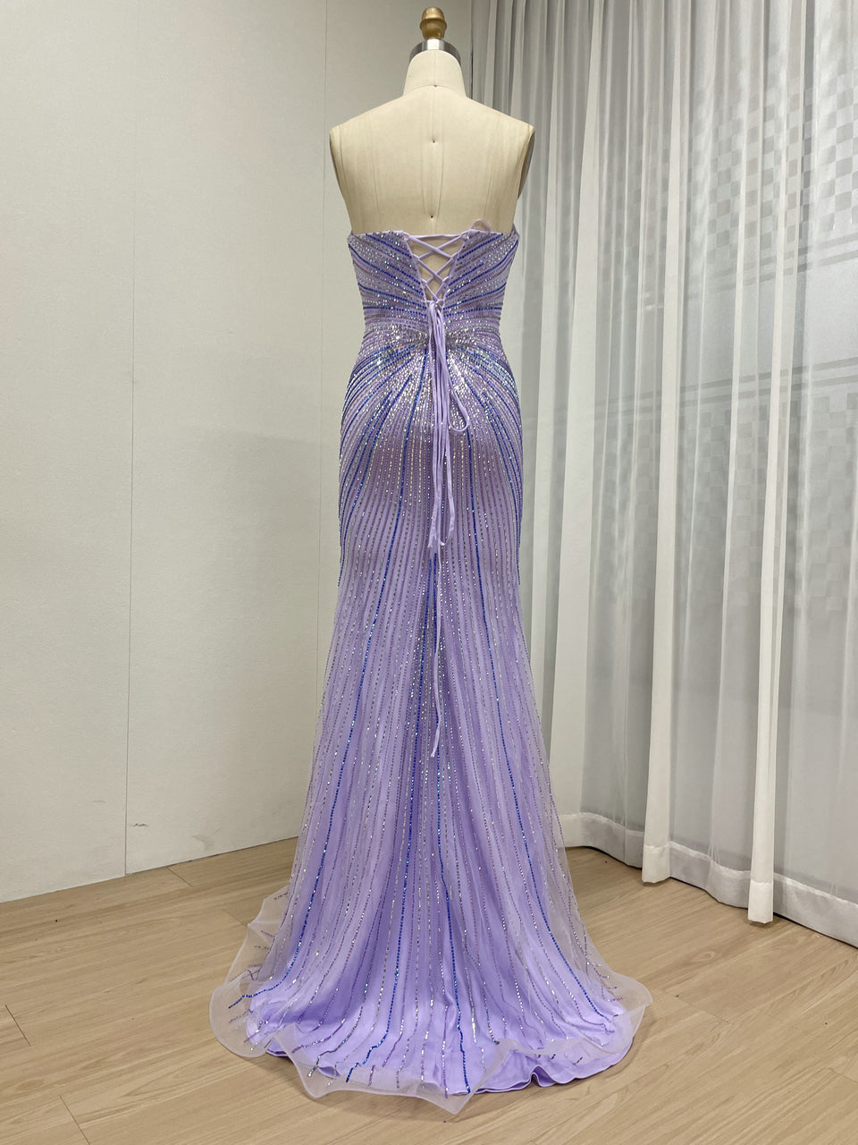 Sexy V Neck High Slit Beaded Embroidery Mermaid Prom Evening Gown for Formal Occasions MB40429