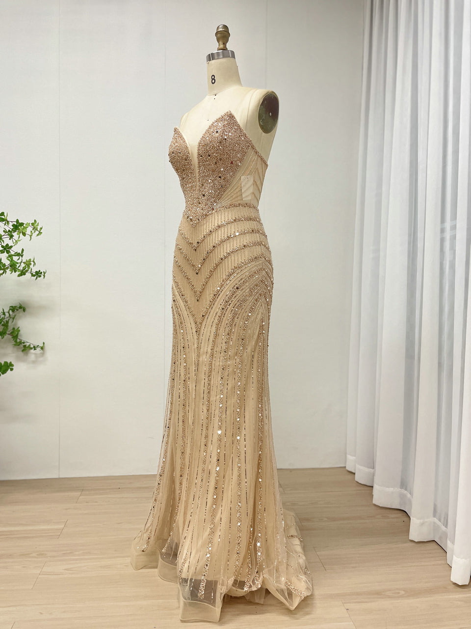 Sexy Sleeveless V Neck Crystal Beading Mermaid Prom Evening Gown MB40431