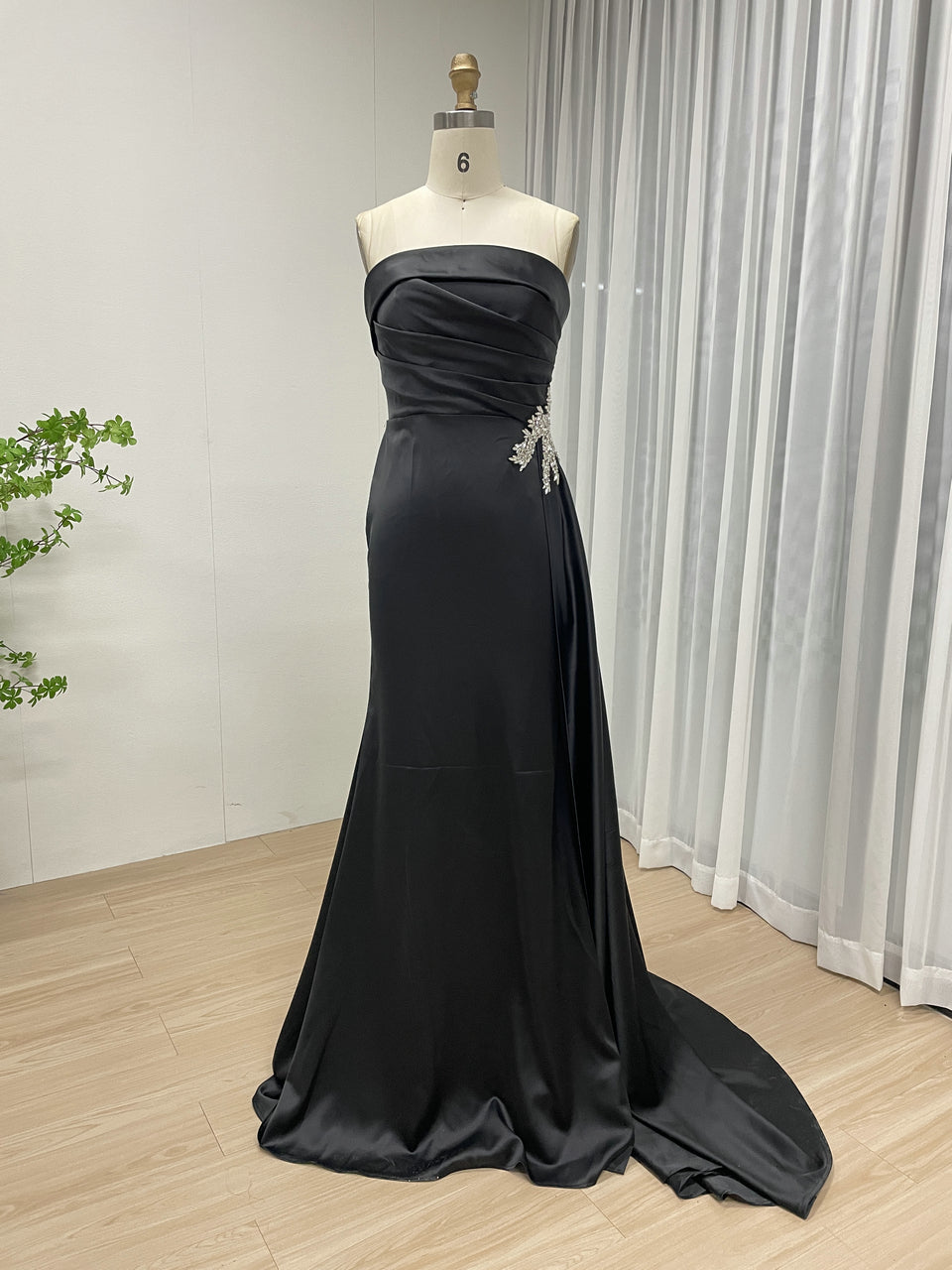 Strapless Ruched Satin Mermaid Evening Gown with Crystal Brooch – Black MC20015-2