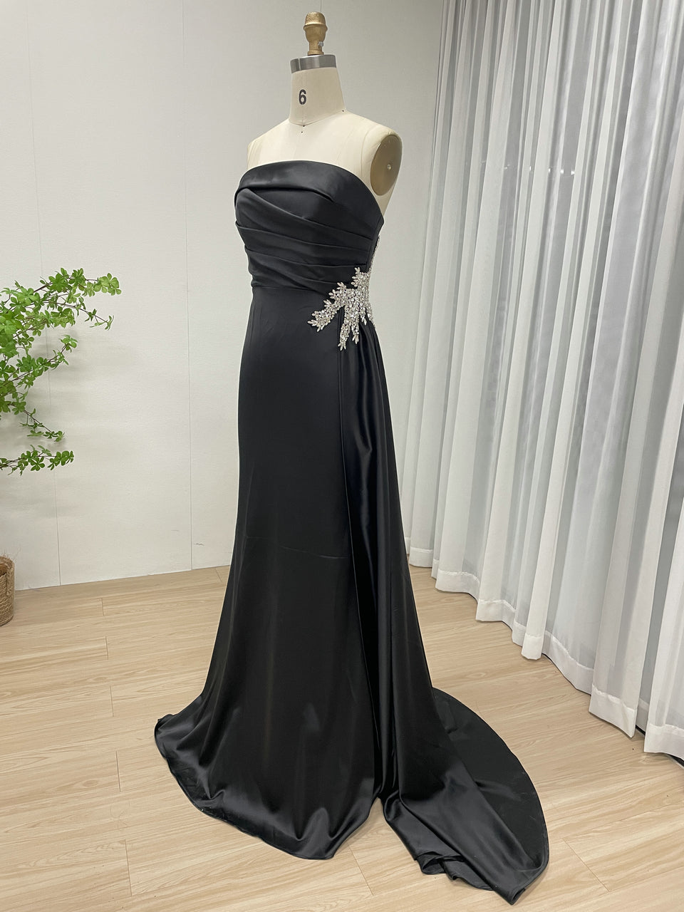 Strapless Ruched Satin Mermaid Evening Gown with Crystal Brooch – Black MC20015-2
