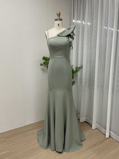 Green One-Shoulder Mermaid Evening Gown - Ruffle Shoulder Formal Dress MC20049