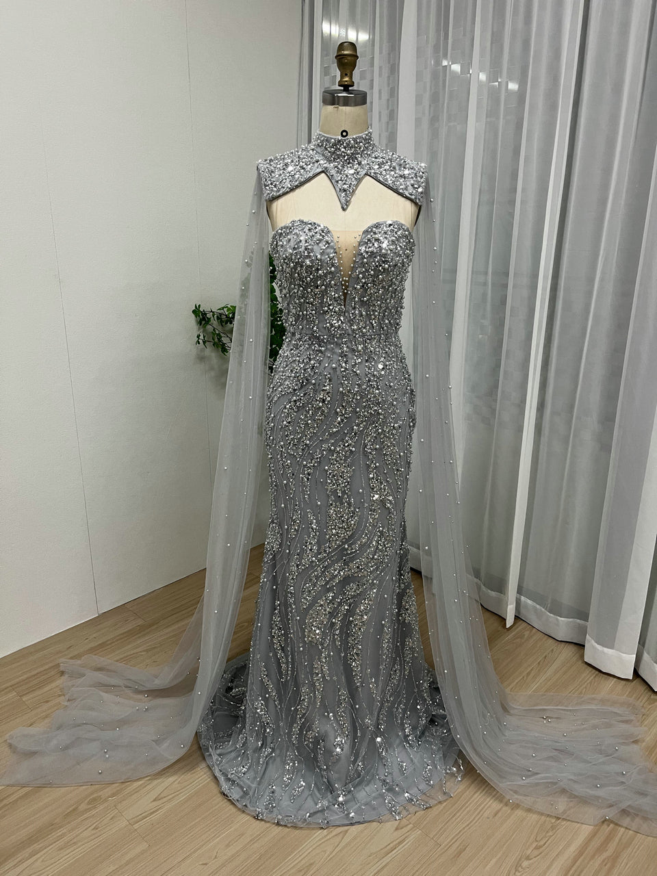 Luxury Green Sparkle Formal Dress Mermaid With Beaded Cape MY30036