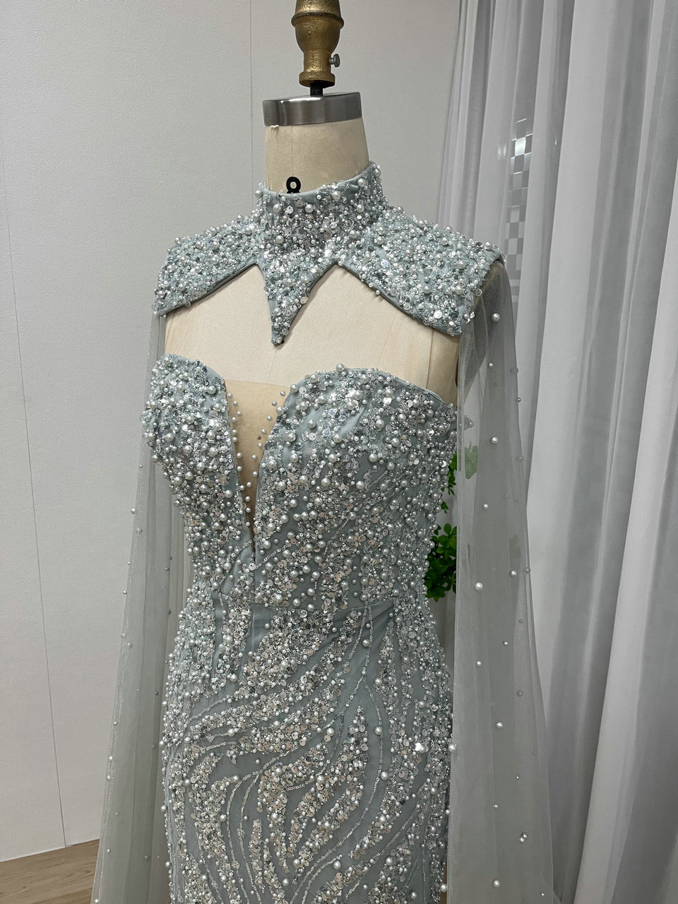 Luxury Green Sparkle Formal Dress Mermaid With Beaded Cape MY30036