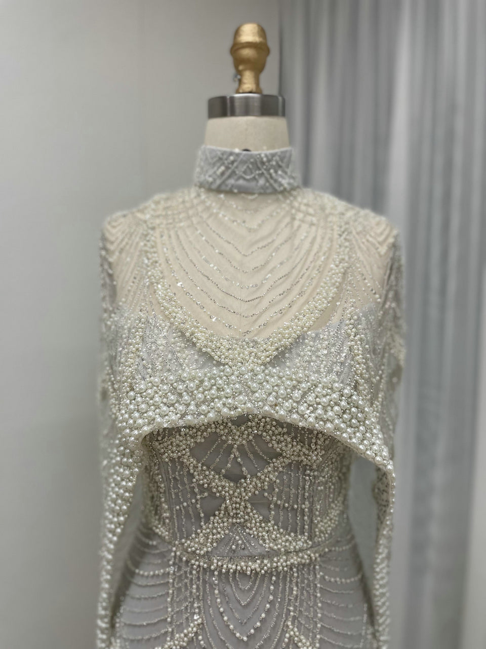 Vintage Style Pearl Drop Grey Evening Dress Long Sleeves Sheer Neck MY30070