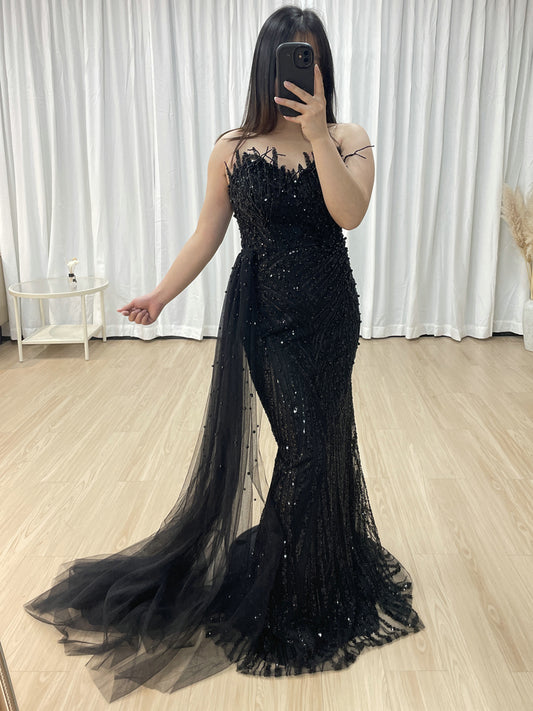Elegant Black Dress with Train for Formal Events MY30093-3