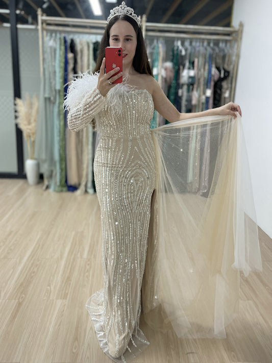 Glamorous Feathered One-Shoulder Sequin Mermaid Evening Gown with Slit MY30099