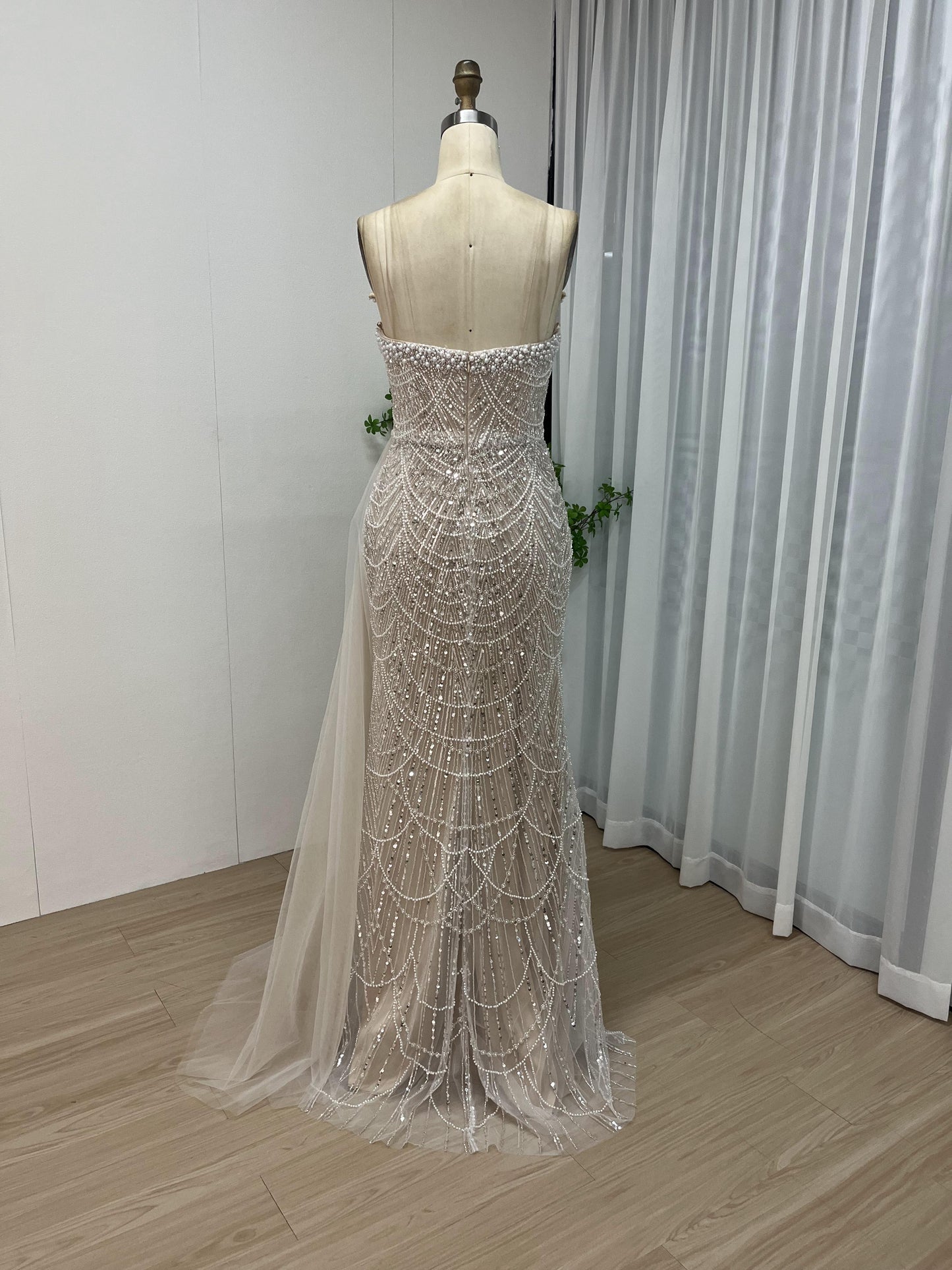 Exclusive Strapless Body Fitted Beading Lace Engagement Evening Dress MY30110