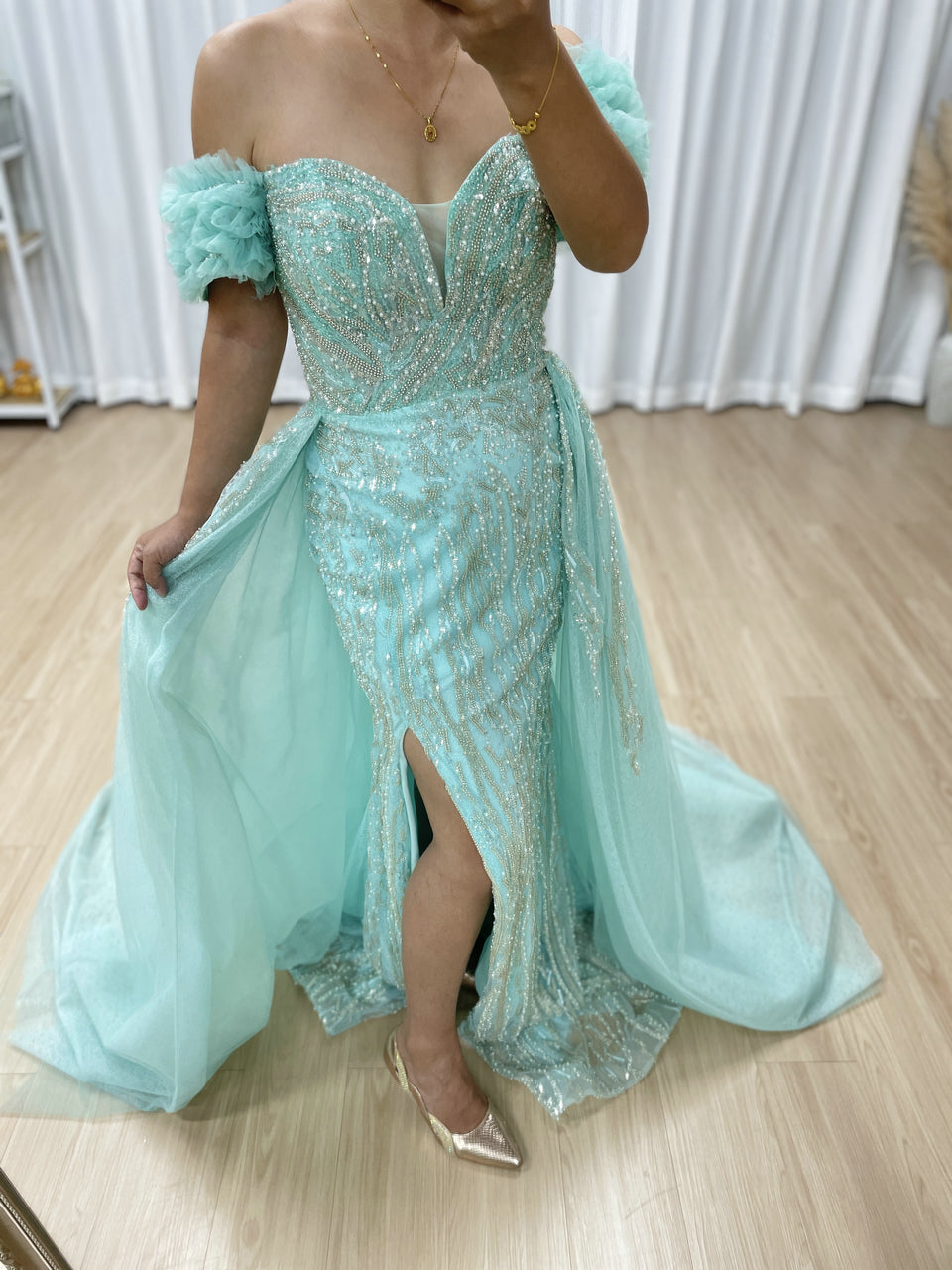 Luxury Green Evening Dress With Over-Skirt Beaded High Slit Off Shoulder Prom Gown MY30191