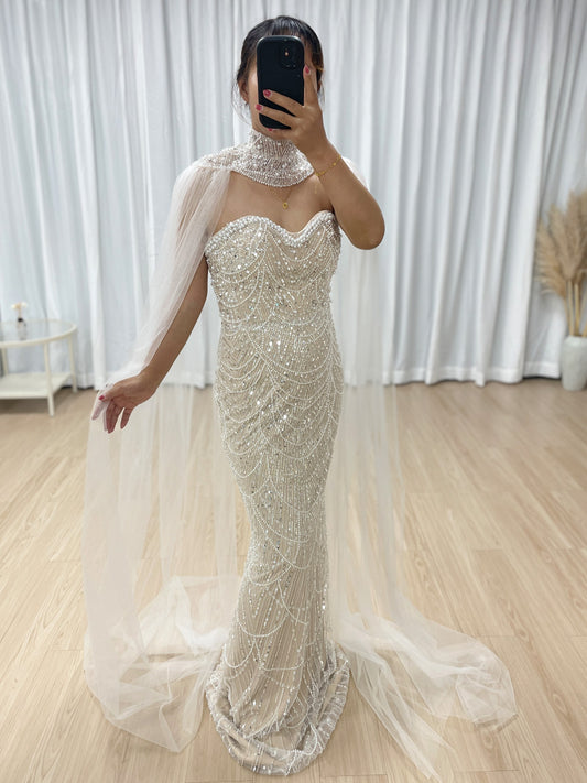 Exquisite White Hand Beaded Evening Dress With Detachable Sheer Cape for Glamorous Occasions MB40368