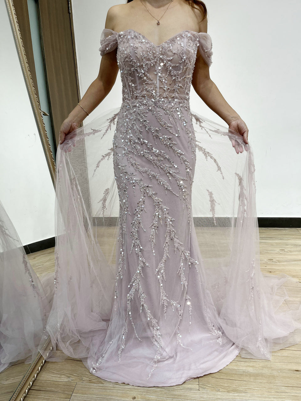 Elegant Couture Beading Off Shoulder Evening Gown Romantic Tulle Prom Dress YD22201B