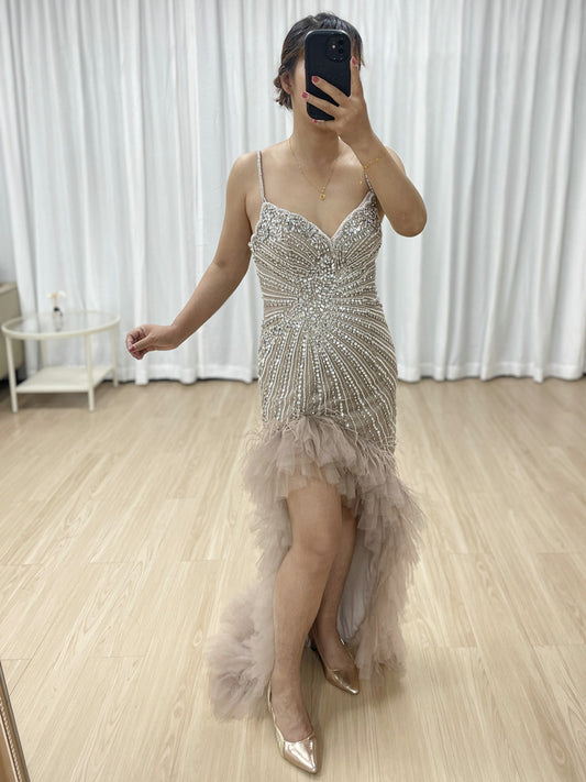 Sexy V Neckline Tiered Puffy Tulle Prom Evening Gown With Luxurious Handmade Beaded Diamond for Party MB40400-2